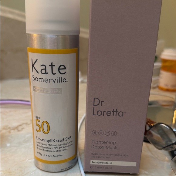 Kate Somerville UncompliKated SPF 50 Spray - Silver and Yellow